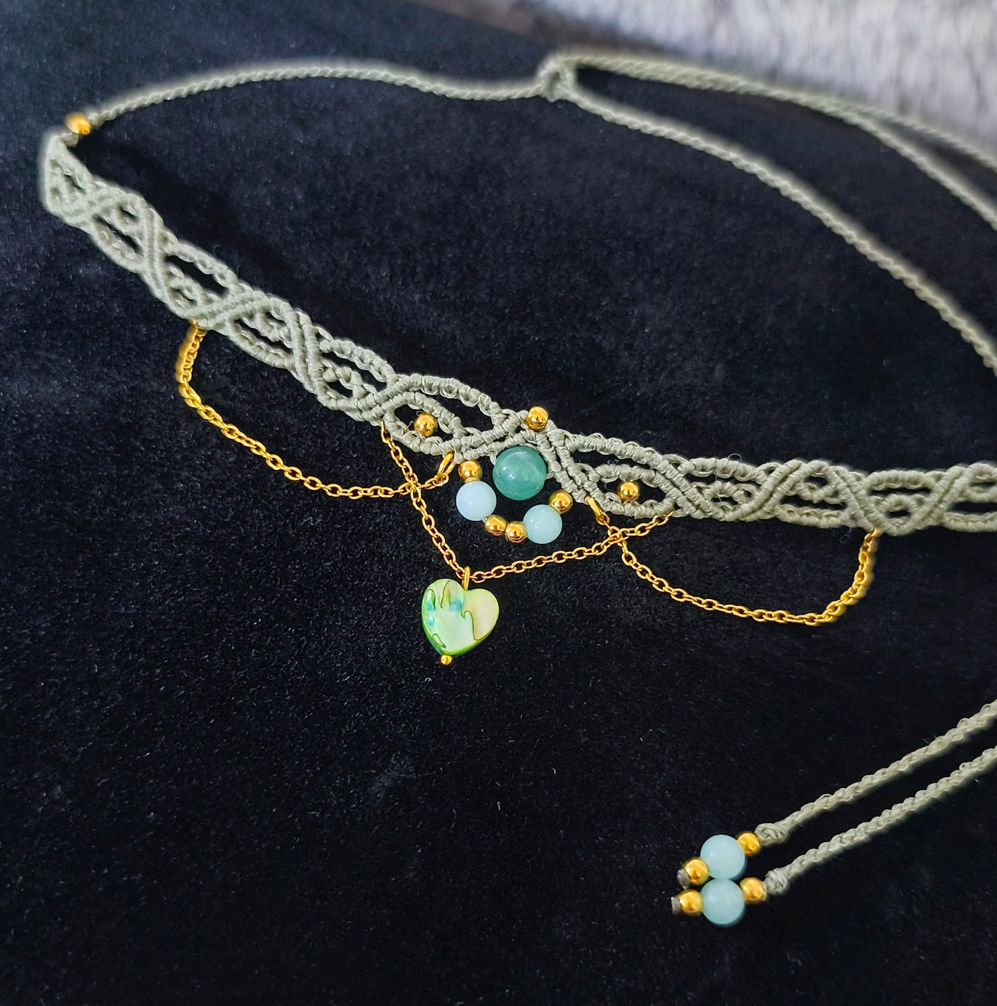 Choker "Mondgöttin" - handgefertigter Makramee Schmuck