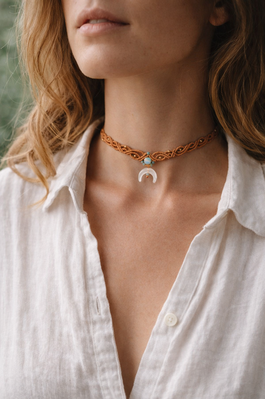 Makramee-Choker „ Autumn Moon"